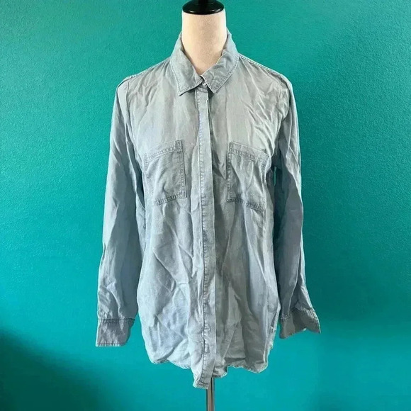 Splendid Blue Lyocell Light Wash Blue Button-Down Soft Denim Shirt Size S - Picture 1 of 6